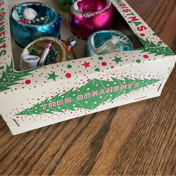 Vintage Kitschy Christmas Boxed Diorama Indent Ornament Collection❤️🎄 - Picture 7 of 16